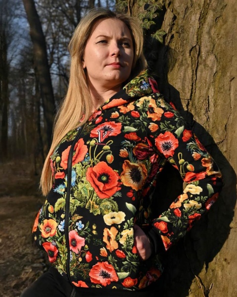 Bluza, której nie ma drugiej – Makowa Noc